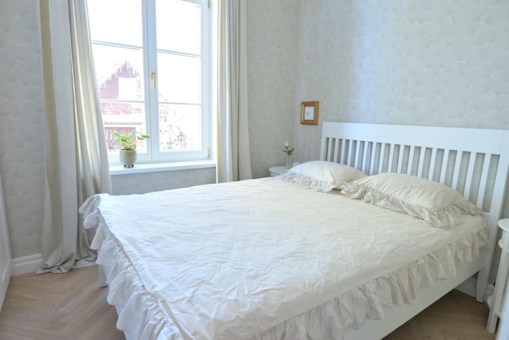 Lovely 2-bedroom With Free Parking Apartament