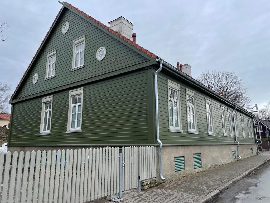 Lovely 2-bedroom With Free Parking Apartament *